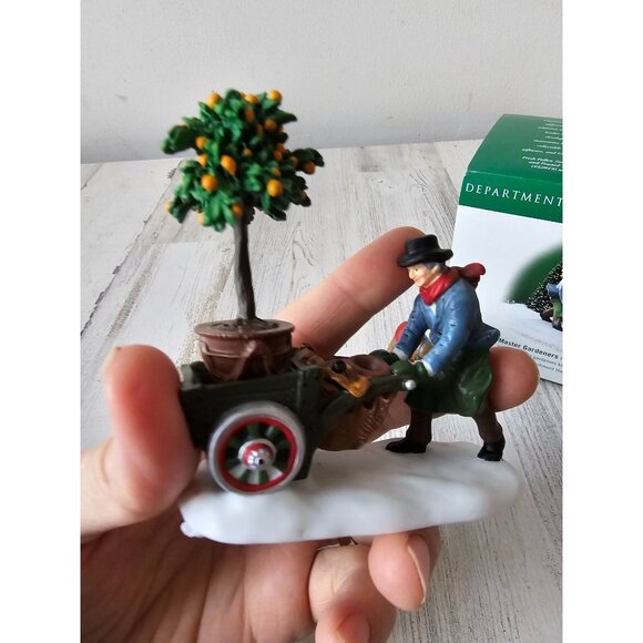 Dept 56 58458 Master gardeners tree planters people accessory Dickens cart - Picture 5 of 14